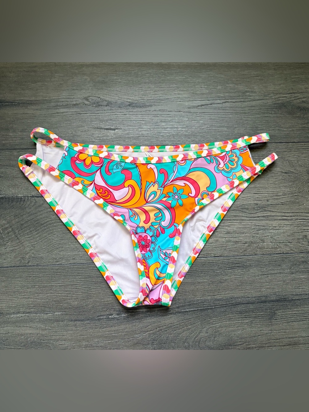 Cupshe Womens Boho Wavy Striped Cutout Bikini Bottom Multicolor Size Large NWT